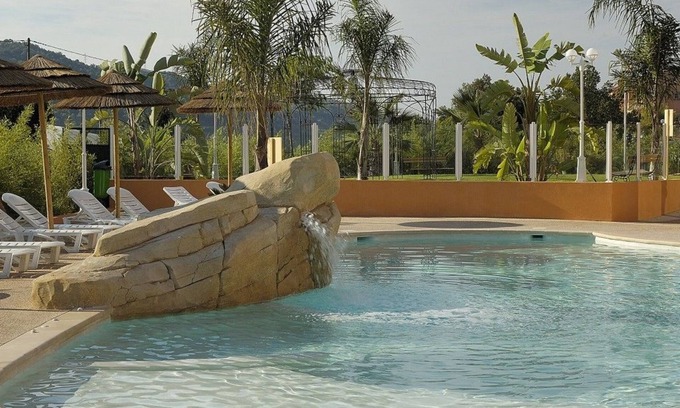 Carros Casa | Appart Hotel Lou Castelet