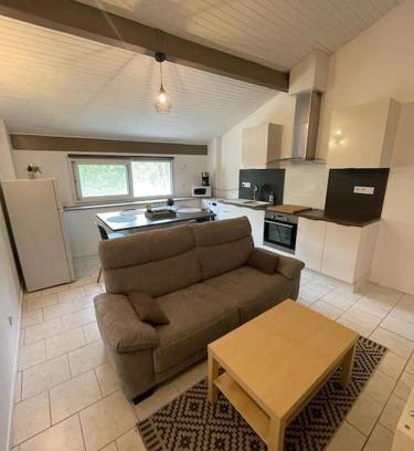 Le Vernet Apartamento | Appart T2 au Vernet d'Ariège avec jardin privatif