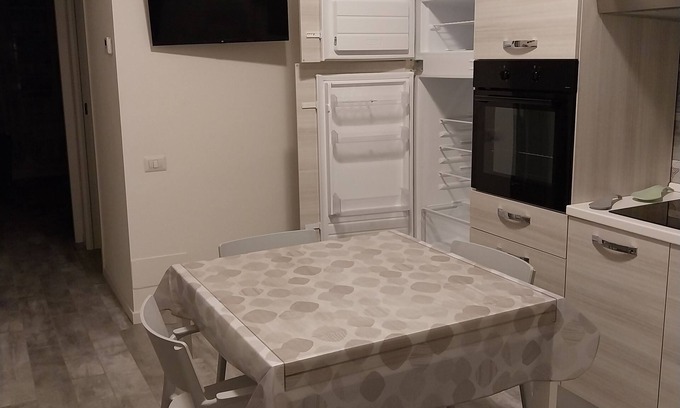 Carugate Apartamento | Appartamento carino per brevi periodi vicino a tutti i servizi essenziali.