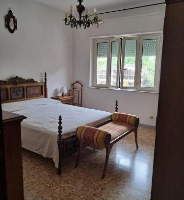 Carpineto Romano Apartamento | appartamento con balcone