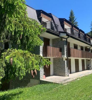 Sauze d'Oulx Apartamento | Appartamento in mezzo al verde