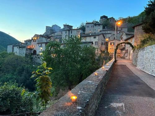 Precetto Apartamento | Appartamento Storico a Valle San Martino di Spoleto
