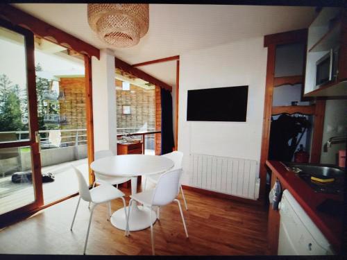 Chamrousse Apartamento | Appartement 2 chambres au pied des pistes et de l'école ESF