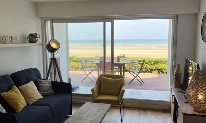 Cabourg Apartamento | Appartement 2P, Rez-de-jardin, Accès Plage, Animaux OK, Parking, Internet Inclus - FR-1-487-355