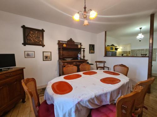 Saint-Gaultier Casa | Appartement au calme avec Wifi, en Brenne - FR-1-591-754