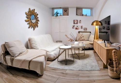 Beziers City Centre Apartamento | Appartement Cocooning Béziers Cœur historique, charme et confort noté 10