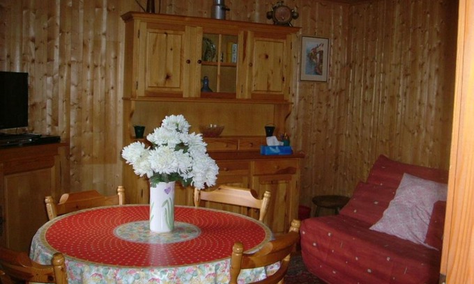 Les Gets Apartamento | Appartement cosy avec WiFi et parking aux Gets - FR-1-671-70