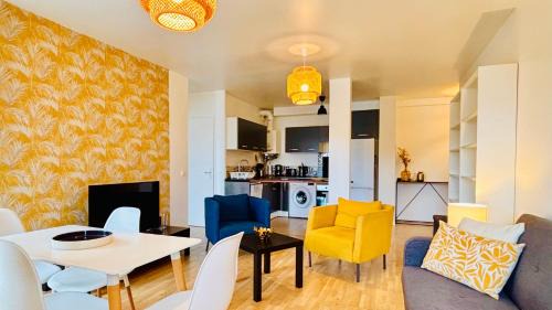 Rosny-sous-Bois Apartamento | Appartement Cosy et calme - face à la gare Rosny-sous-Bois - 20mn de Paris et Disneyland