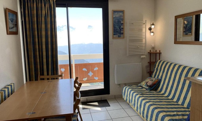 Eclose-Est Apartamento | Appartement ensoleillé pour 5 pers, balcon sud, proche remontées et commerces, animaux acceptés - FR-1-405-94