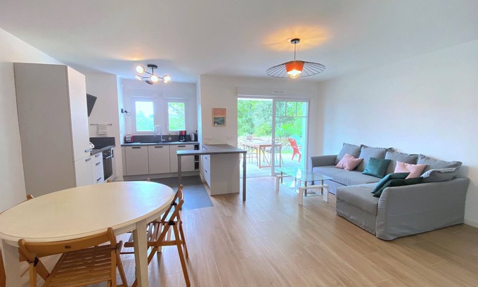 Bassussarry Apartamento | Appartement Familial Avec Jardin