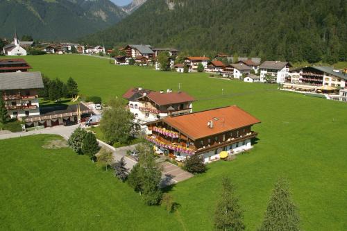 Pertisau Apartamento | Appartement Frühstückspension Landhaus Karwendel