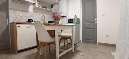 Margny-les-Compiegne Casa | Appartement au rez-de-chaussée avec jardin privé