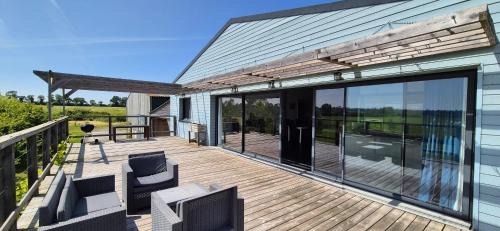 Saint-Pierre-du-Mont Apartamento | Appartement spacieux à Saint-Pierre-du-Mont 200 m² avec jardin