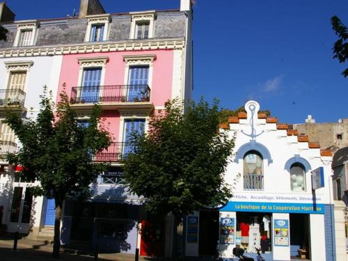 Le Palais Apartamento | Appartement Le Palais, 3 pièces, 4 personnes - FR-1-418-83