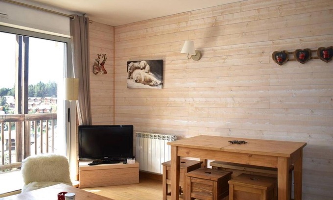 Pyrenees 2000 Apartamento | Appartement rénové 2 pièces cabine proche pistes avec balcon exposé sud - FR-1-592-55