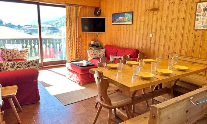 Les Gets Apartamento | Appartement spacieux aux Gets, pied des pistes, balcon sud-ouest, 2 chambres, coin cabine, garage, WiFi - FR-1-623-81