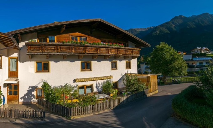 Umhausen Apartamento | Appartement Stuibenfallblick