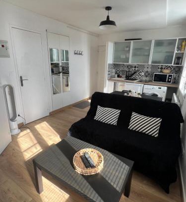 La Riche Apartamento | Appartement T1B place saint Anne