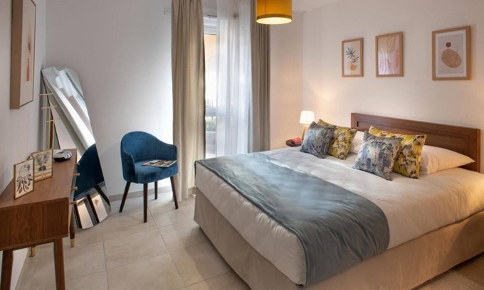 Ales Apartamento | Apartamento-Baño en la habitacion-T2