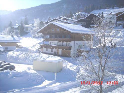 Lermoos Apartamento | Appartementhaus Untere Tanne