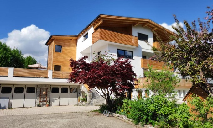 Riscone Casa | Appartements Mader