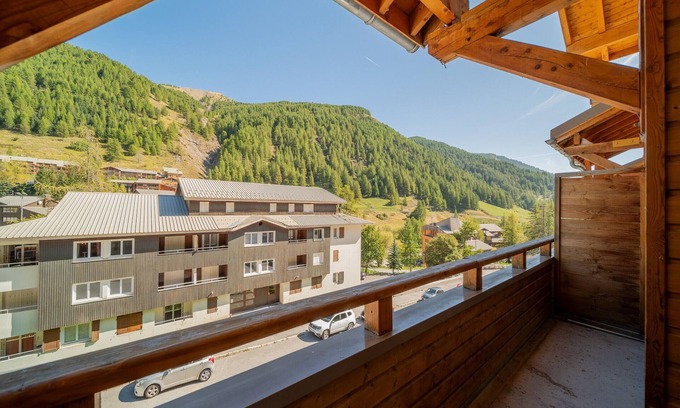 Allos Apartamento | Apt 6 ppl with balcony