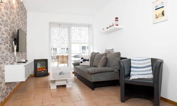 Gollwitz Apartamento | Apt. GOLLIN - Cozy living just 400 meters from the natural beach.