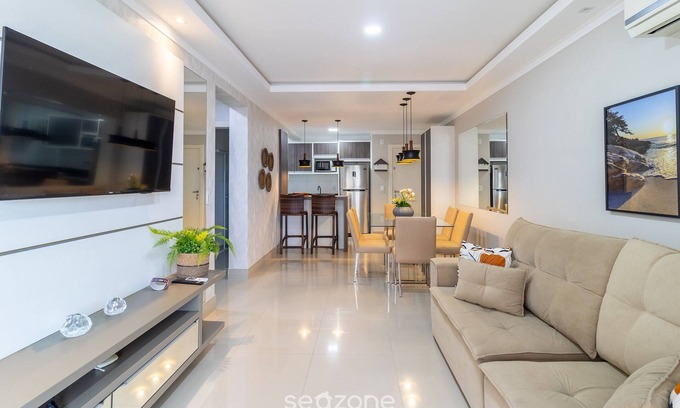 Quatro Ilhas Apartamento | Apt Sea View w/BBQ in Bombinhas Arn0104