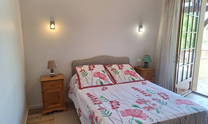 Beaulieu-sur-Dordogne Apartamento | Apt T3 65 m2 facing the Dordogne with garage