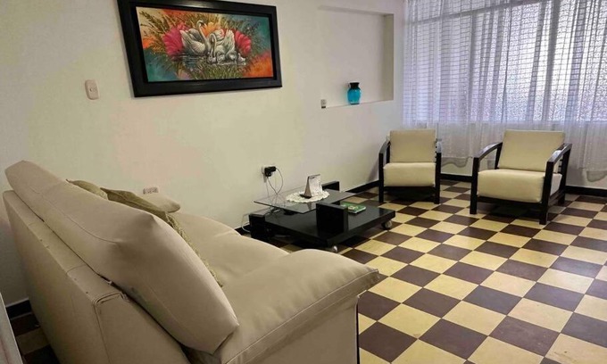 Antonio Narino Apartamento | Apto cerca a Clínica del Olaya, candelaria y centro ciudad