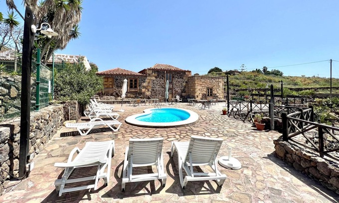 El Rincon Cabaña | Apto en caserío rural, cocina, piscina, compartido