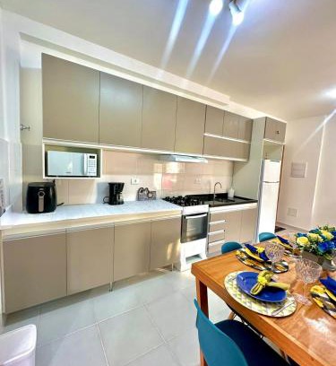 Pereque-Mirim Apartamento | Apto TOP em Ubatuba! Novo, todo equipado e 330m da praia