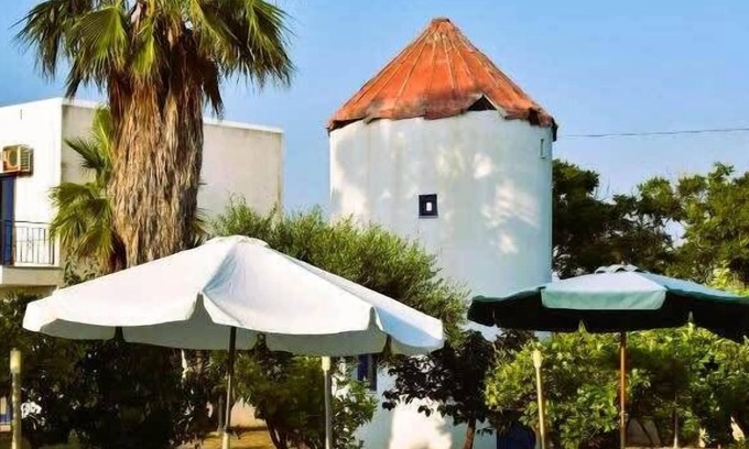 Thinalia Cama Y Desayuno | Aqua Bliss at Royal Club Hotel - Cozy Twin Room