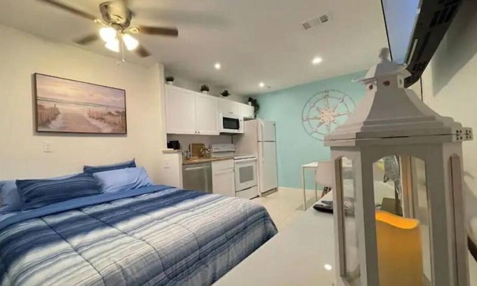 Poinsettia Heights Apartamento | ★Aqua Studio ★5 min to Beach ★