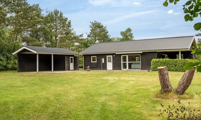 Nordost Casa | "Ara" - 1.4km from the sea by Interhome