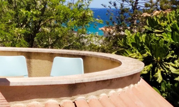 San Lorenzo Apartamento | Aralia attic room