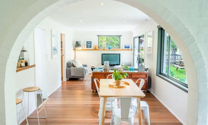 Culburra Beach Casa | Araluen - Stunningly renovated house down by the lake!