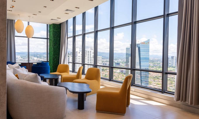 Costa del Este Apartamento | Arcadia Condo Suites