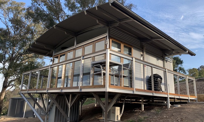 South Bowenfels Cabina | Architectural Mountain Eco Pod