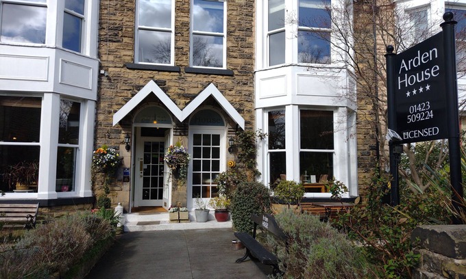 Harrogate Casa | Arden House