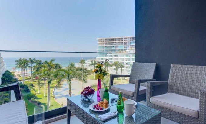 Flamingos Apartamento | Aria 608 Del Mar