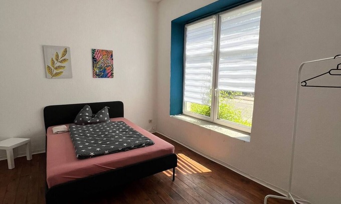 Zeitz Apartamento | AriProp Berlin Style Workers’ flat–private Parking