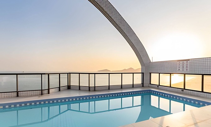 Boqueirao Apartamento | ARK Houses - Flat Beira-Mar com Piscina