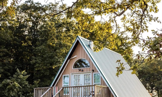 Harrison Cabina | Arkansas A-Frame creates cozy, comfortable memories for years to come.