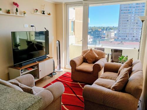 Osorno Apartamento | Arriendo 1 Departamento Diario Amoblado en Edificio Pleno Centro de Osorno Full Eléctrico y Estacionamiento Techado, Comodidad, Moderno y Seguridad