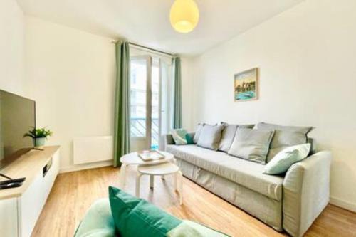 Saint-Nazaire Apartamento | Art Deco I Center I High-Speed Wi-Fi I Bright