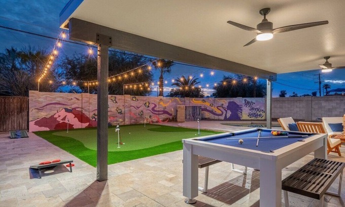 Cox Heights Casa | Art Lovers' Retreat |Pool-Golf-Minutes to Old Town