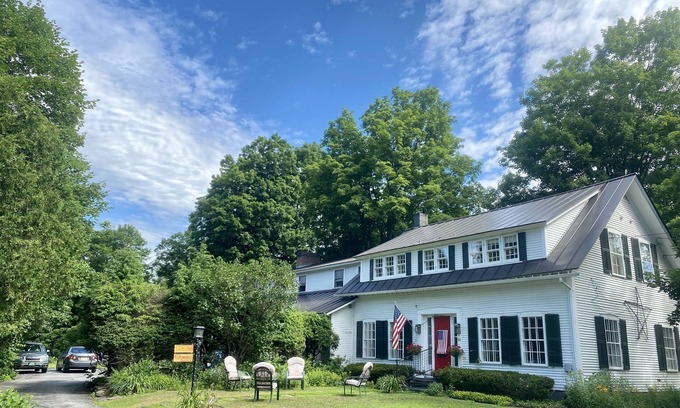 Montpelier Apartamento | Artful Historic 1st Fl'r 2 Bdrm Apt, Civil War Infirmary Home por VCFA & downtow