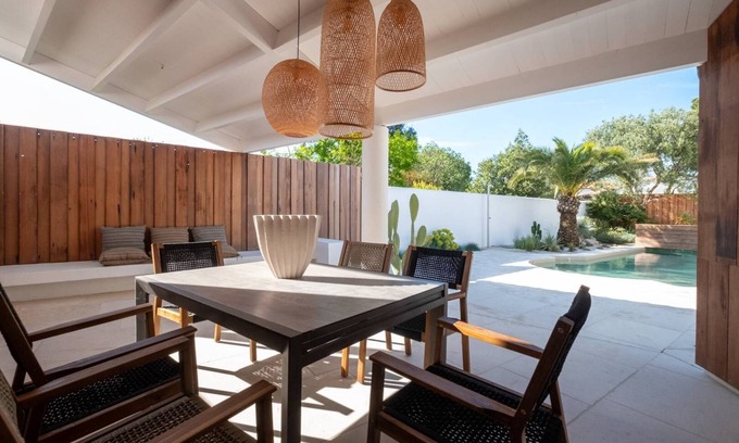 La Flotte Casa | Artist villa in La Flotte