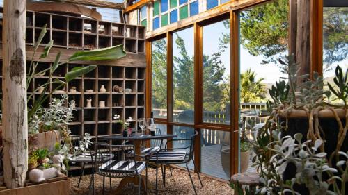 Hepburn Springs Casa | Artists Garden Cottage